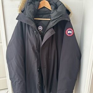 Men’s Canada Goose down parka